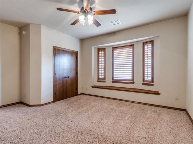 2109 Stony Brook Lane, Yukon, OK 73099