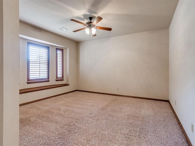 2109 Stony Brook Lane, Yukon, OK 73099