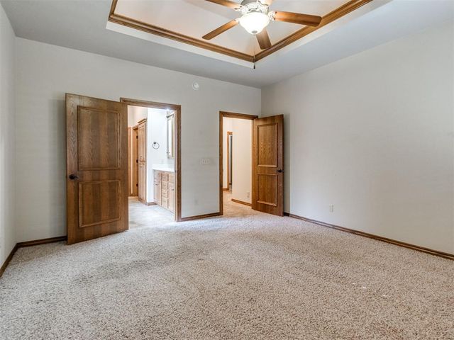 2109 Stony Brook Lane, Yukon, OK 73099