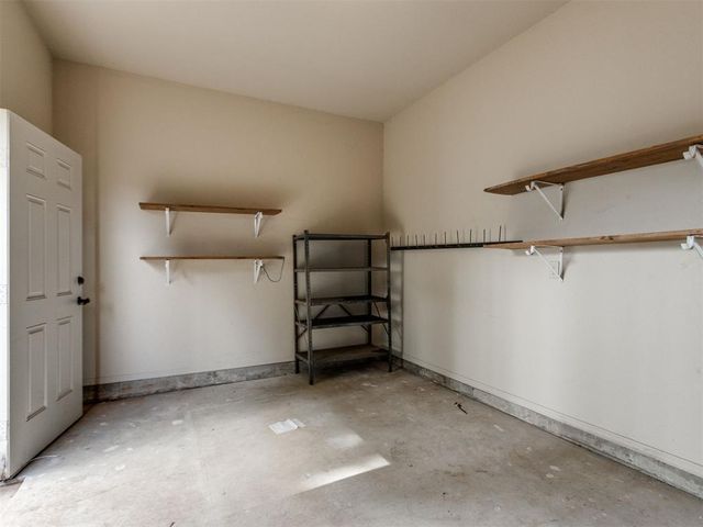 2109 Stony Brook Lane, Yukon, OK 73099