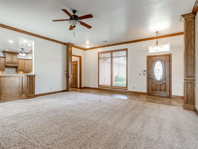 2109 Stony Brook Lane, Yukon, OK 73099