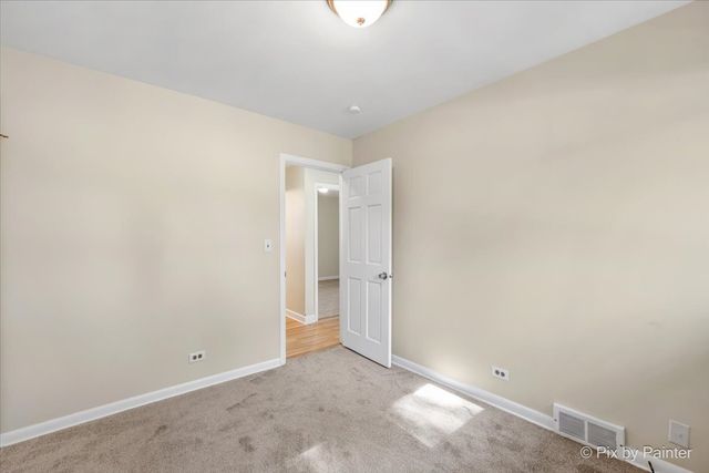 3911 Eastway Drive, Island Lake, IL 60042