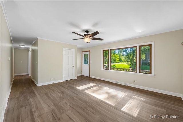 3911 Eastway Drive, Island Lake, IL 60042