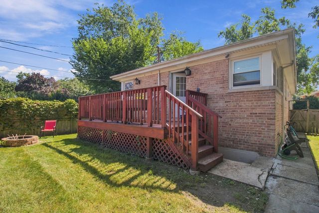 5214 Enfield Avenue, Skokie, IL 60077