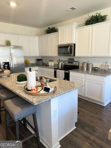 103 Hampton Circle, Mcdonough, GA 30253