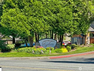 25025 SE Klahanie Boulevard #K102, Issaquah, WA 98029