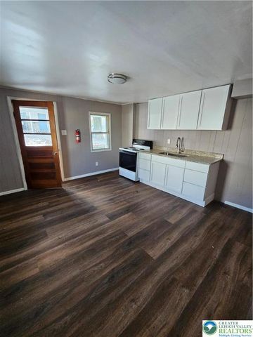 22 East Richards Street, Summit Hill Boro, PA 18250