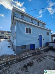 22 East Richards Street, Summit Hill Boro, PA 18250