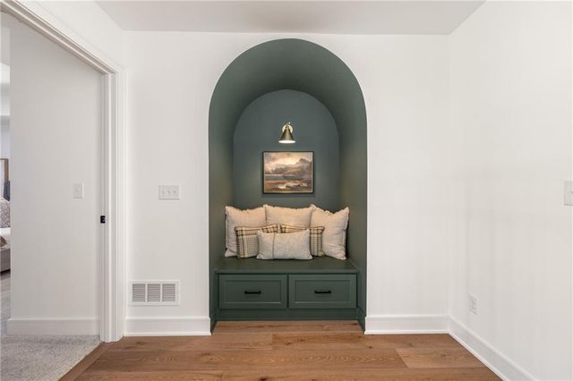 9606 W 175th Terrace, Overland Park, KS 66221