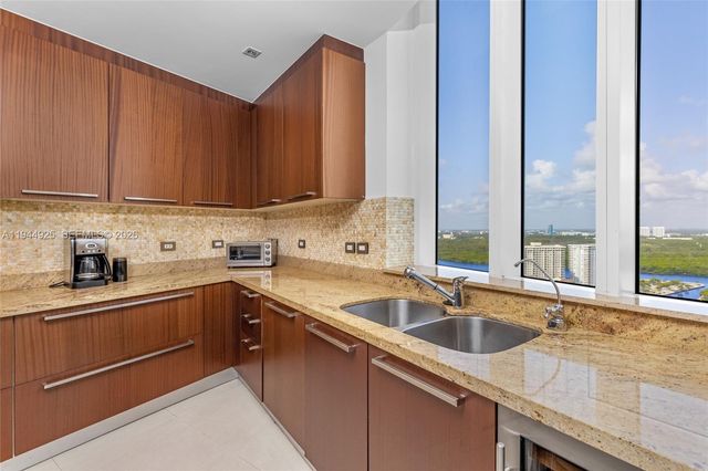 16001 Collins Ave 2704, Sunny Isles Beach, FL 33160