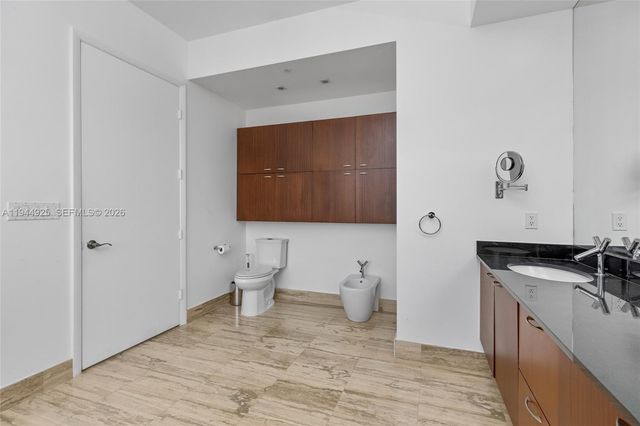 16001 Collins Ave 2704, Sunny Isles Beach, FL 33160