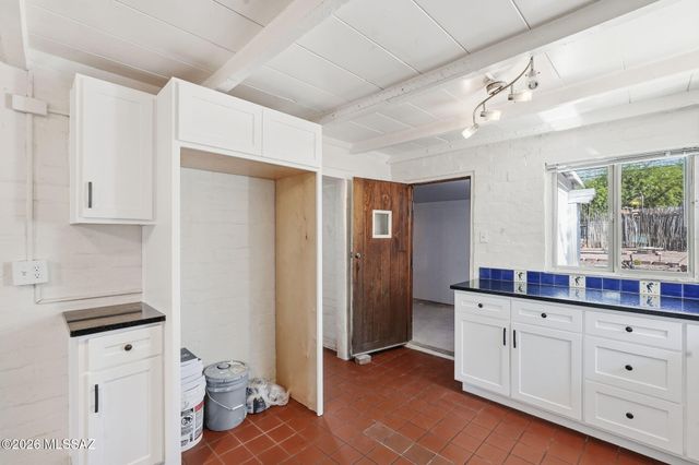 1039 E Linden Street, Tucson, AZ 85719