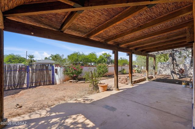 1039 E Linden Street, Tucson, AZ 85719