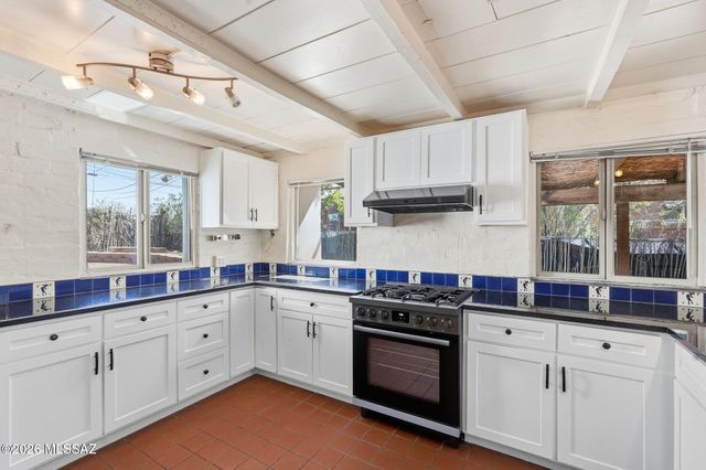 1039 E Linden Street, Tucson, AZ 85719