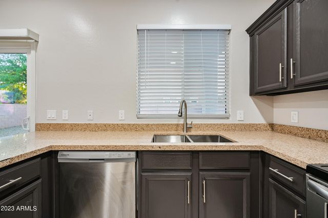 1330 S 121st Drive, Avondale, AZ 85323