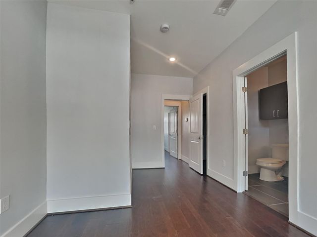 2401 Crawford Street A214, Houston, TX 77004