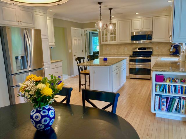 6620 MANCHESTER FARMS Road, Fairview, PA 16415