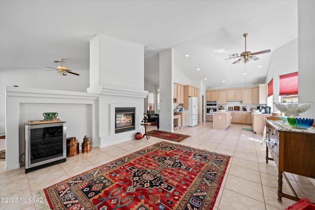 2315 E Bonita Canyon Drive, Green Valley, AZ 85614