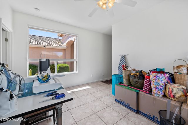 2315 E Bonita Canyon Drive, Green Valley, AZ 85614