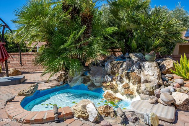 2315 E Bonita Canyon Drive, Green Valley, AZ 85614