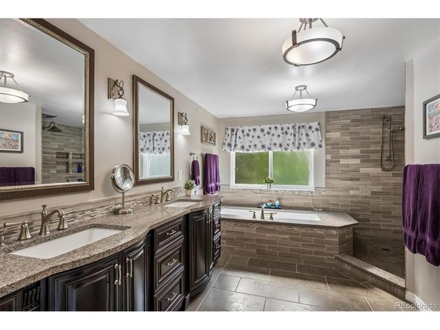 1942 Sundrop Trl, Highlands Ranch, CO 80126