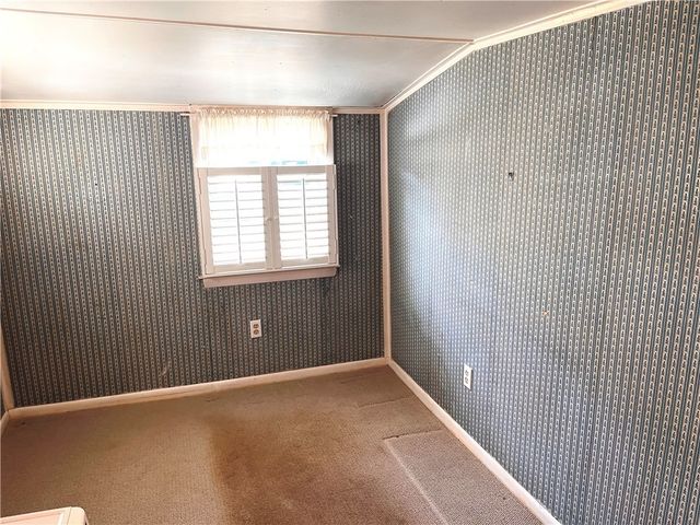 64 Woodhaven Road, Pawtucket, RI 02861