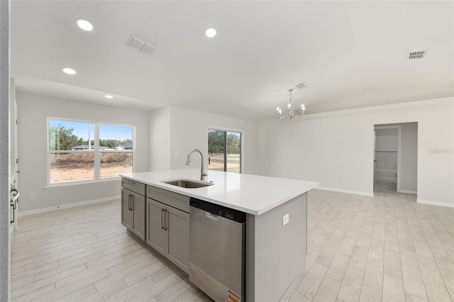 49 LOCUST LOOP CIRCLE, Ocala, FL 34472