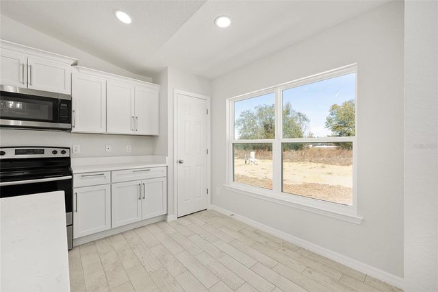 49 LOCUST LOOP CIRCLE, Ocala, FL 34472