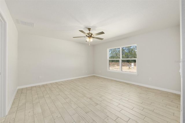 49 LOCUST LOOP CIRCLE, Ocala, FL 34472