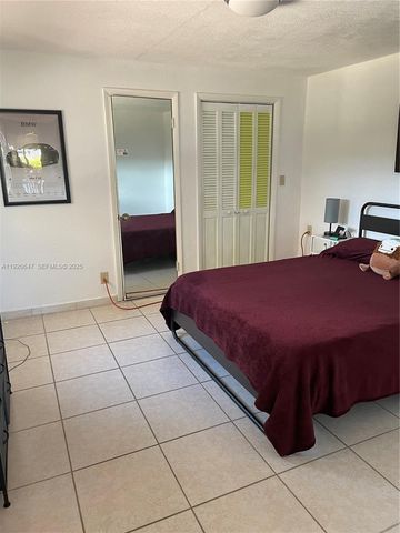 4635 SW 95th Ave, Miami, FL 33165