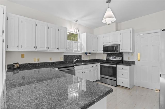 25 Saint Andrews Court, Durham, NC 27707