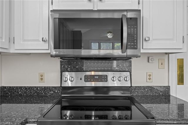 25 Saint Andrews Court, Durham, NC 27707