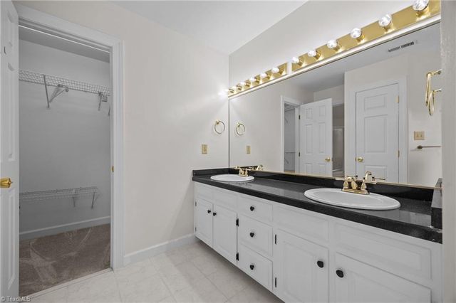 25 Saint Andrews Court, Durham, NC 27707