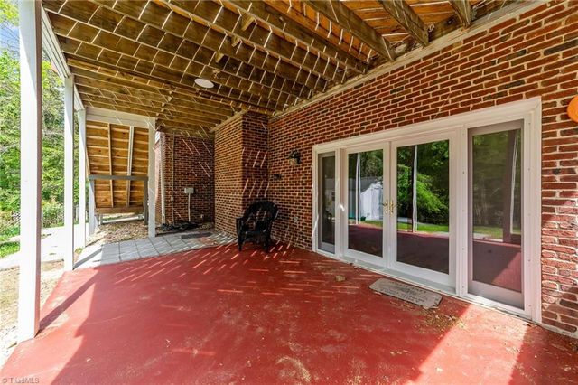 25 Saint Andrews Court, Durham, NC 27707