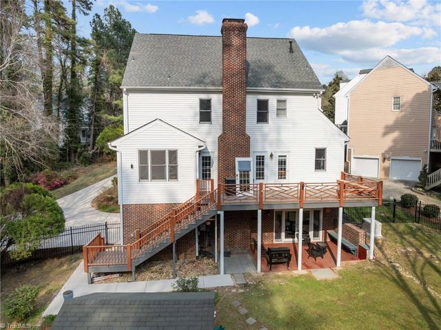 25 Saint Andrews Court, Durham, NC 27707