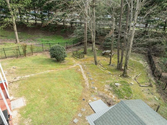 25 Saint Andrews Court, Durham, NC 27707