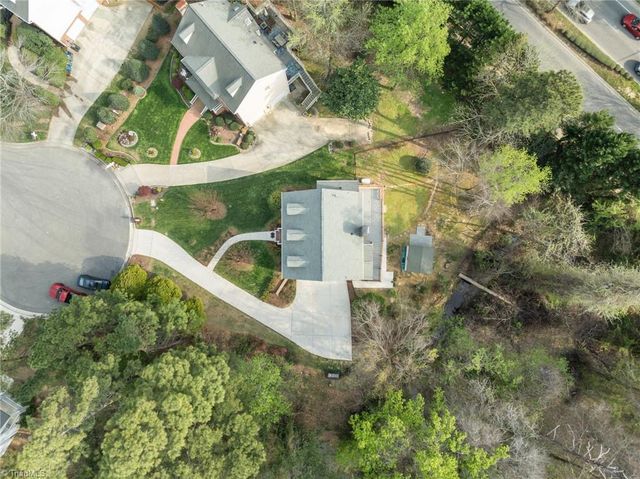 25 Saint Andrews Court, Durham, NC 27707