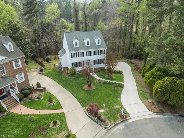 25 Saint Andrews Court, Durham, NC 27707