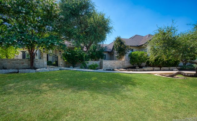 8 Winged Foot, Boerne, TX 78006