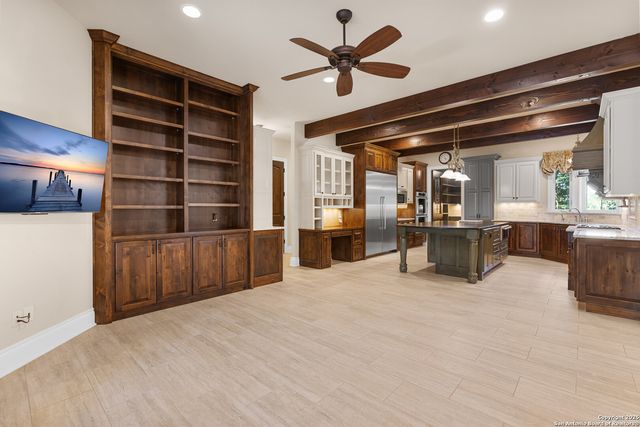 8 Winged Foot, Boerne, TX 78006
