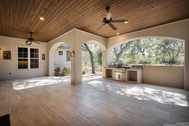 8 Winged Foot, Boerne, TX 78006