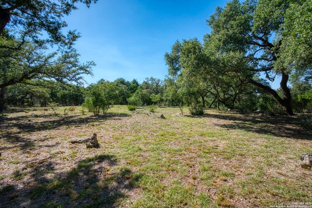 8 Winged Foot, Boerne, TX 78006