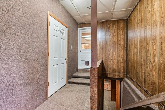 121 Robbins Lane, Dewitt, NY 13214