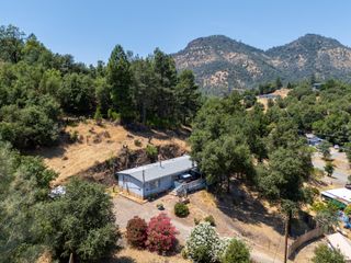 14764 Hill Vista Court, Redding, CA 96003