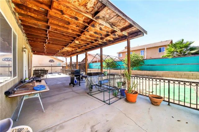 13267 Silver Oak, Hesperia, CA 92344