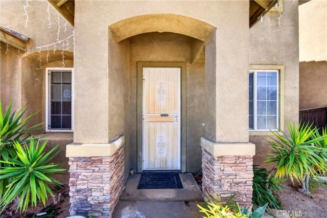 13267 Silver Oak, Hesperia, CA 92344