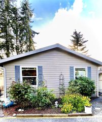 4515 176th St Street SW #25, Lynnwood, WA 98037