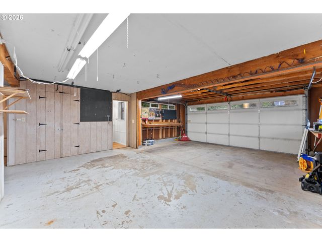 97639 MARINA HEIGHTS Loop, Brookings, OR 97415