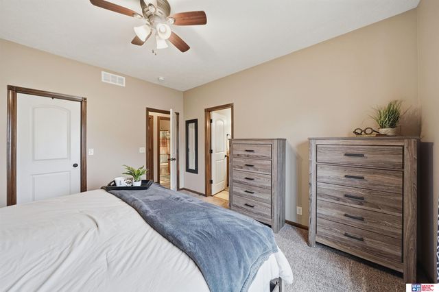 1631 Torreys Drive, Lincoln, NE 68521