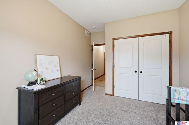 1631 Torreys Drive, Lincoln, NE 68521